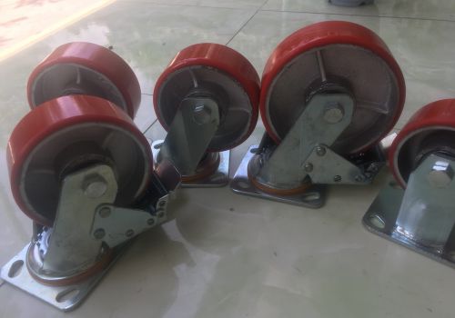 Bánh xe đẩy PU Gang tải nặng