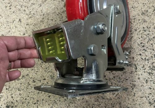 Bánh xe giảm chấn