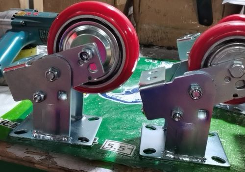 Bánh xe giảm chấn